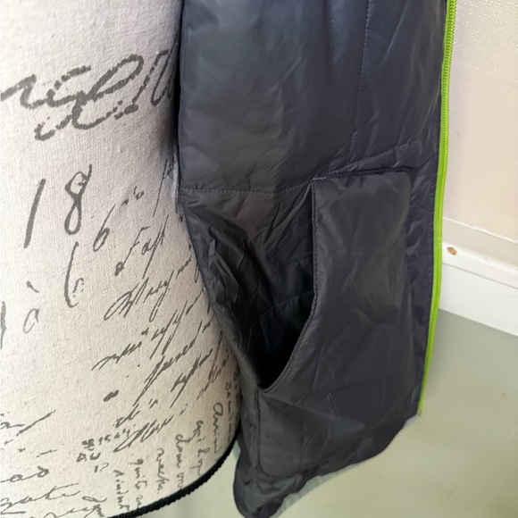 Breathable Wind Proof Waterproof YKK Jacket NWT 189.00 - Picture 9 of 9